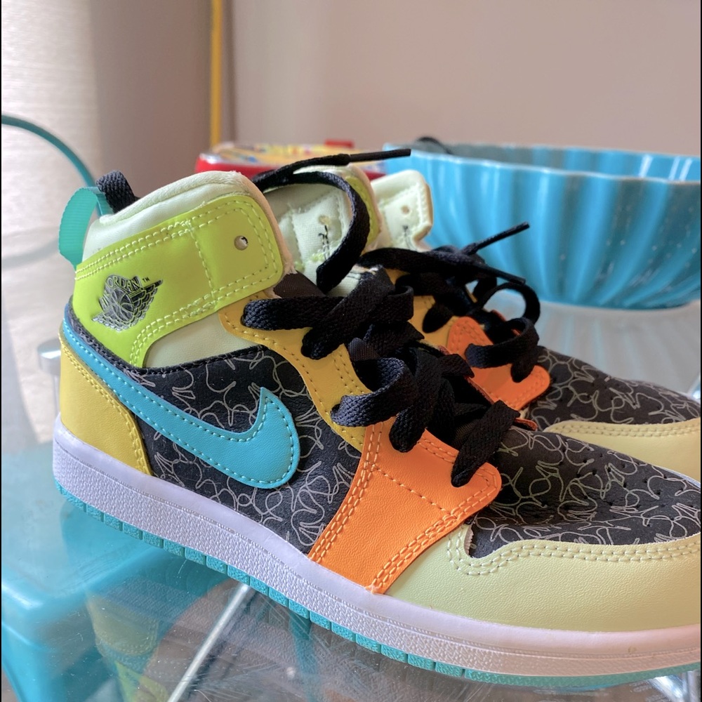 Brand new and never worn Kid Nike shoes